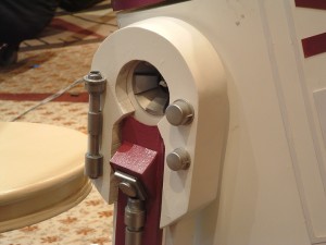 replica_R2D204