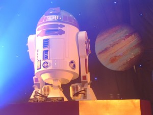 replica_R2D216
