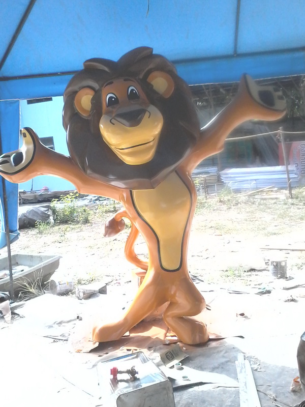 หุ่นไฟเบอร์กลาส สิงโต