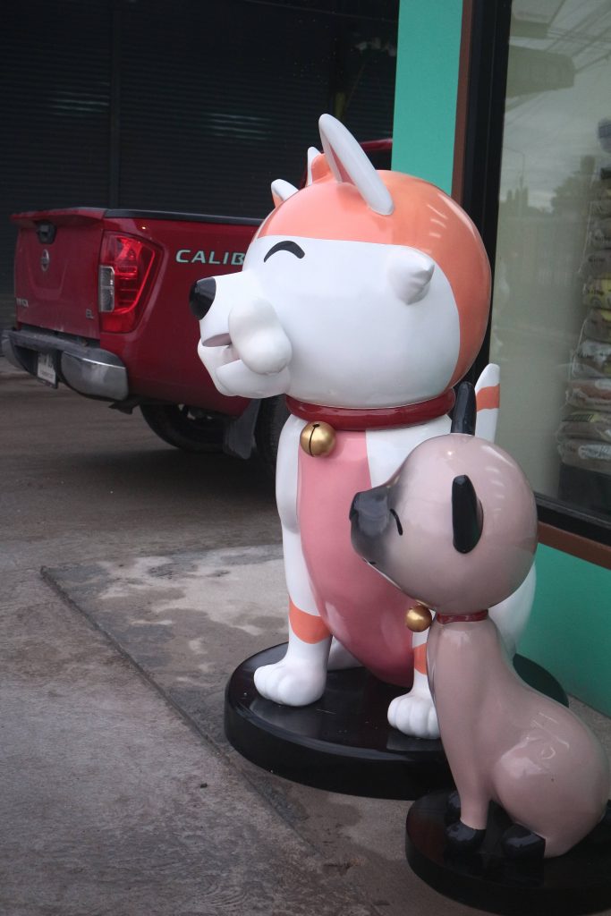 ผู้ผลิตงานไฟเบอร์กลาส หุ่นไฟเบอร์กลาส งานปั้น งานแกะโฟม หุ่นหมา แมว